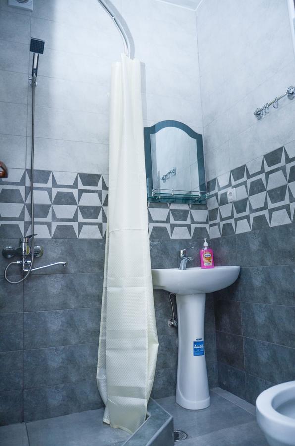 Kutaisi Best Guest House المظهر الخارجي الصورة